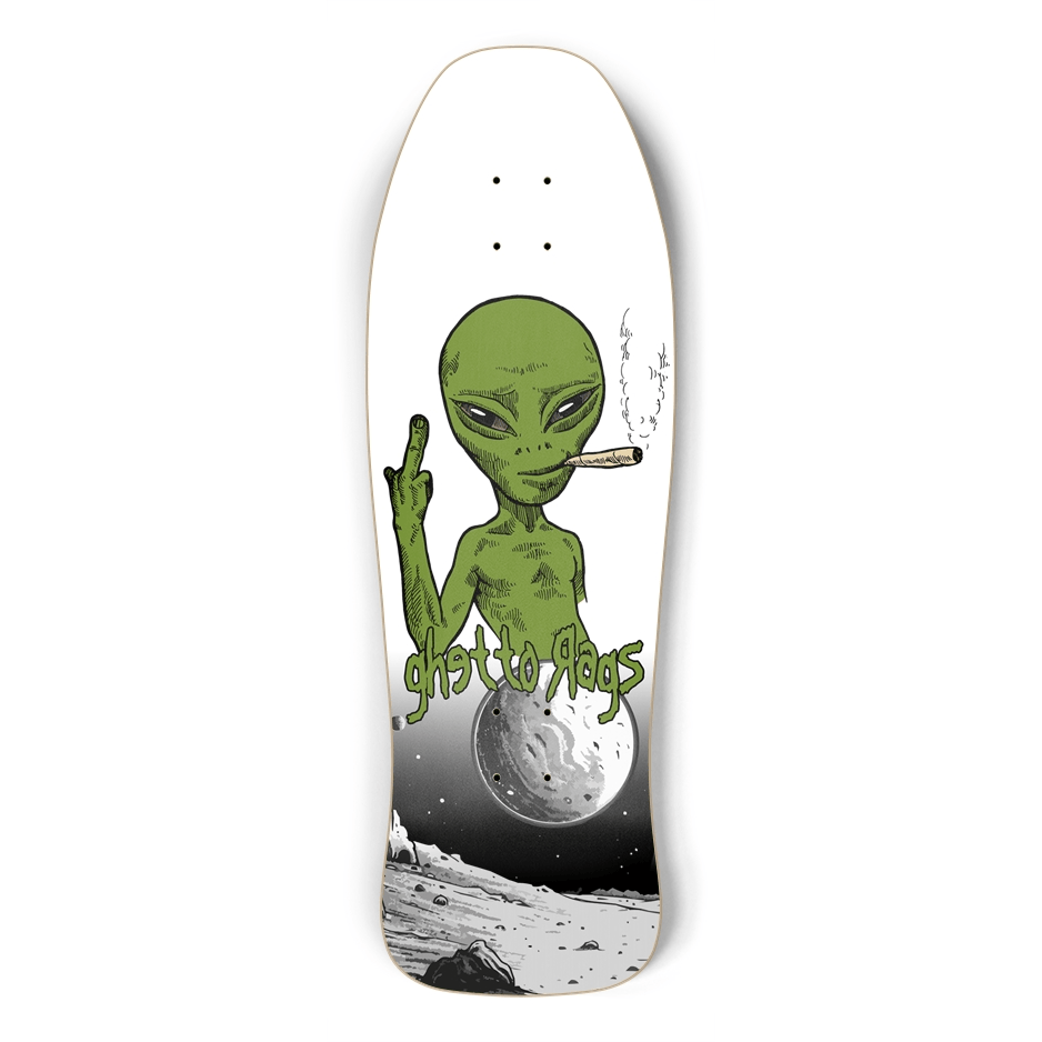 Alien Love Skateboard - Ghetto Rags